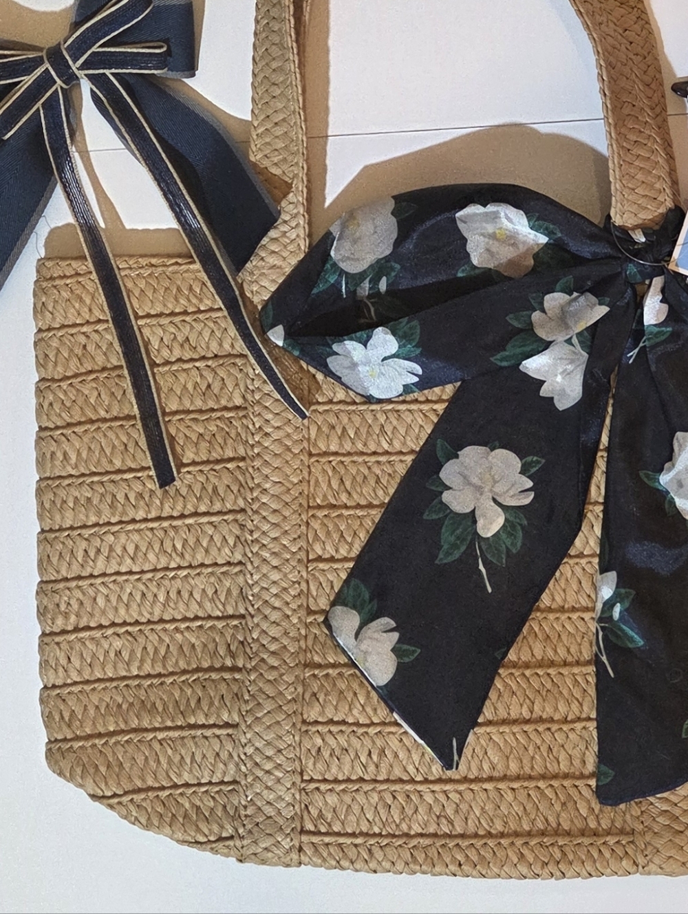NWT Draper James Straw Tote & Curated Accessories Bundle - Picture 6 of 7